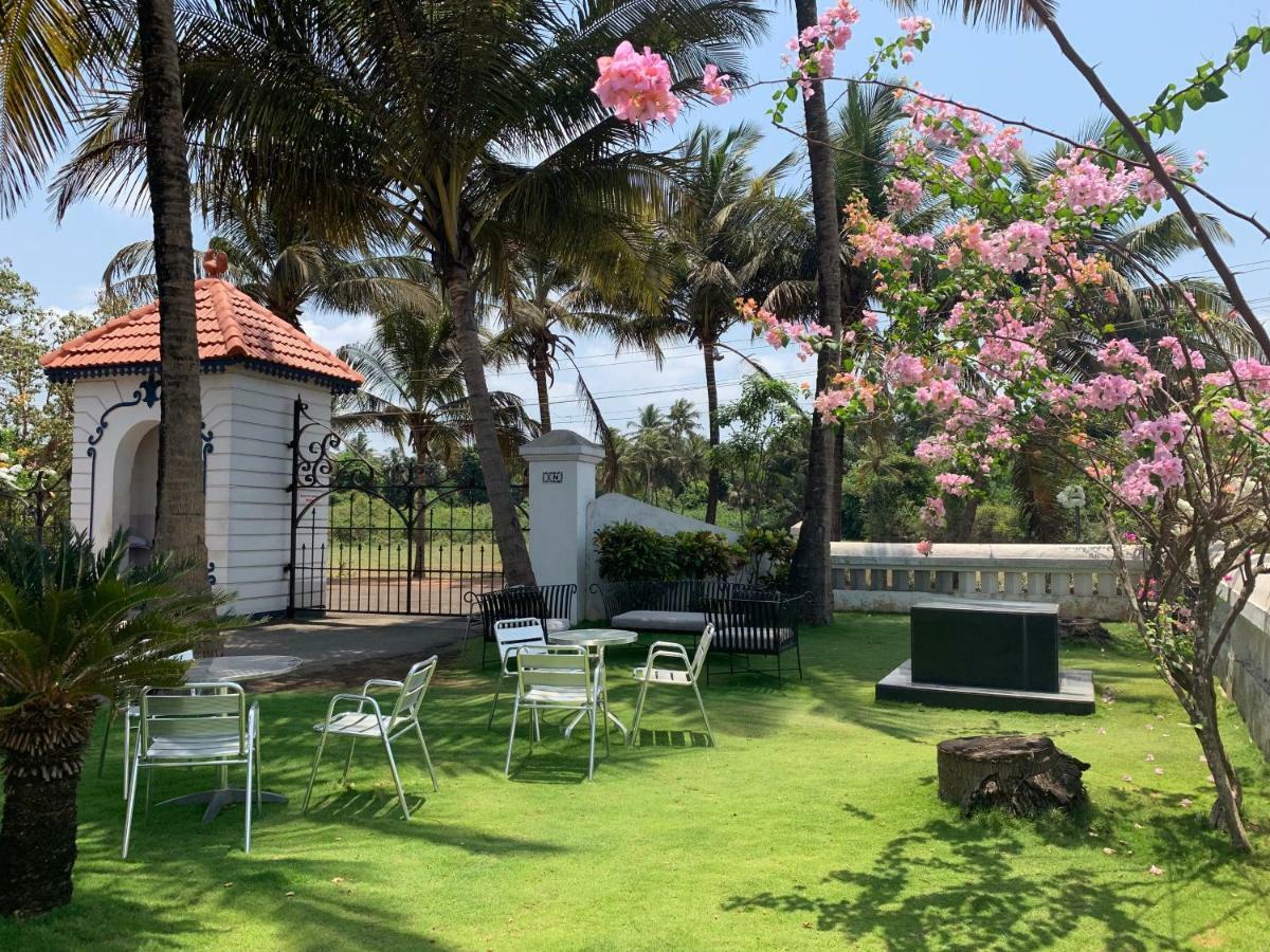 Chalet Saffron Goa Бенаулим Екстериор снимка